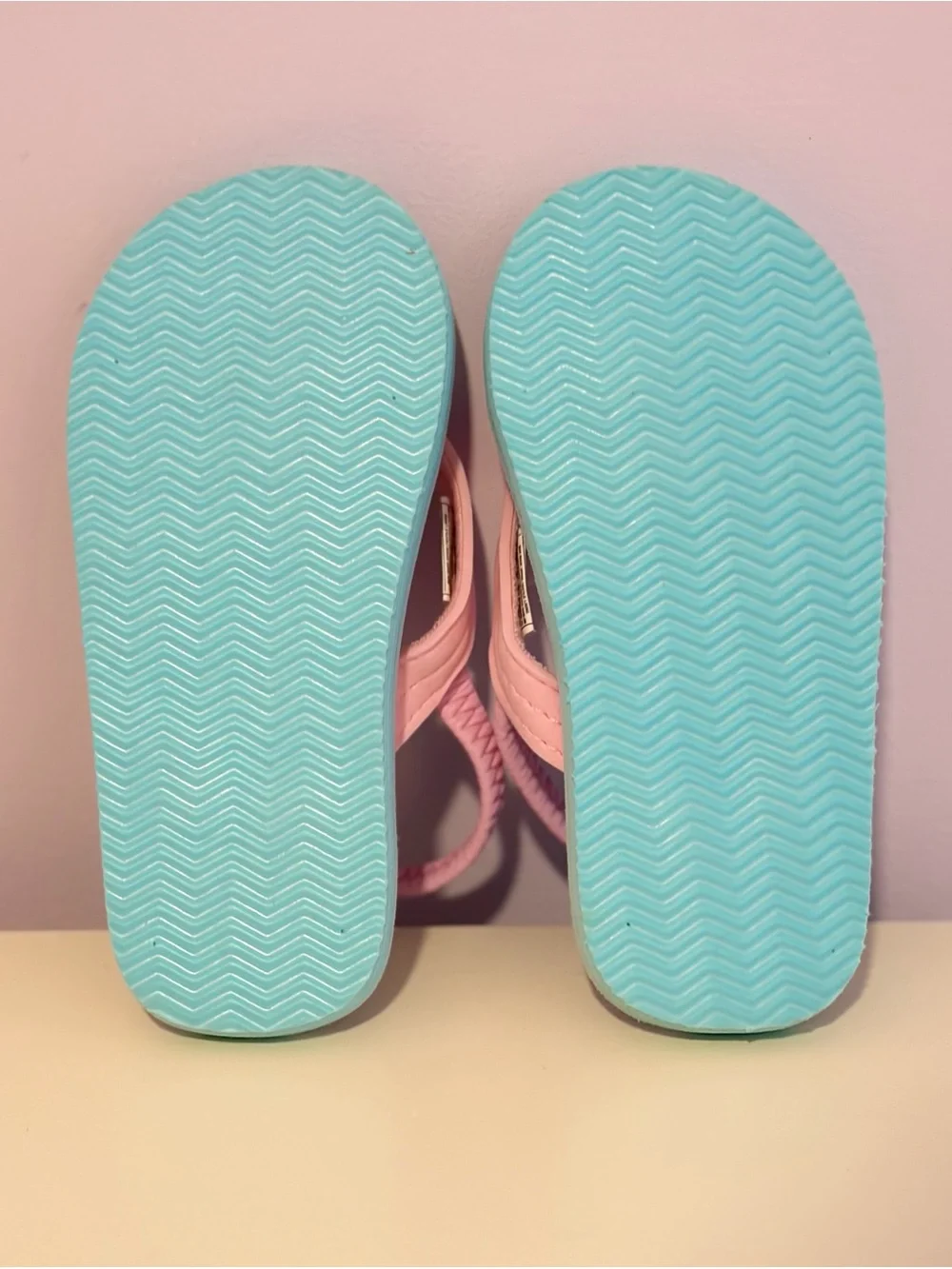 NWOT OshKosh B’gosh Pink & Teal Unicorn Flip Flops Flip-Flops Size 7/8 M